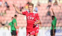 Ligisté jsou blízko k udržení. Úvodní zápasy zvládly Pardubice i Zlín