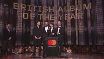 VIDEO: V Londýně se rozdávaly hudební ceny Brit Awards. Kdo ovládl letošní ročník?