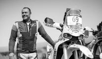 Tragédie na marocké rally. Po pádu zemřel zkušený motorkář