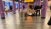 Cestující v Praze vyděsila mrtvola v metru. Ležela uprostřed nástupiště