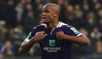 Kompany seřval vlastní fanoušky, házeli totiž pyrotechniku na soupeře