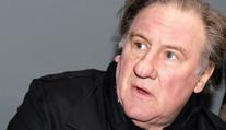 Útěk do Česka: Depardieu po propuštění z vazby zamířil do Prahy