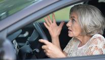 Seniorka natankovala v Polsku, předvolala si ji policie. Musela jsem zaplatit podruhé, zuří