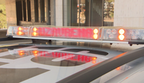Oranžově blikající policejní majáky: Jsou z nich zmatení řidiči i samotní policisté