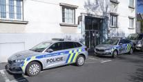Muž předvedl sportovní výkon před policií v Hradci Králové. Chtěl se vyhnout vězení