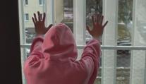 O prázdninách číhá na děti větší nebezpečí on-line. Roste i počet sebevražd