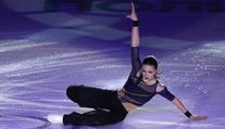 Podivná výmluva Rusky k dopingu: Dědovi spadl lék do dortu