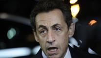 Francouzský exprezident Sarkozy prohrál soud. Za korupci dostal tříletý trest