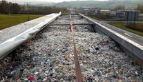 Obří zátah na pašeráky odpadu! Do Česka vezli stovky tun odpadu