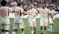 Paráda v MLS. Bucha sklidil ovace za krásnou trefu, skóroval i Ostrák