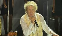 Legendární zpěvák oznámil konec kariéry. Jeden z posledních koncertů bude v Praze