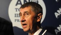 Babiš se omluvil za popírání holokaustu Romů a útoky na ně