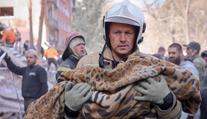 Rusko v den Putinových narozenin provedlo masivní útok. Následky na Ukrajině jsou tragické
