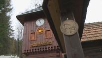 Malá obec na Valašsku má svůj orloj. Má mimořádné kouzlo