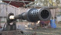 Zbrojní průmysl nestačí vyrábět. Chybí zaměstnanci i suroviny