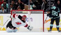 Kandidát na zákrok roku? Proč ne rovnou tři? Markström v bráně Devils čaroval