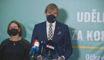 Je tu epidemie neočkovaných, říká Vojtěch. Šance na přežití na JIP je pod 50 %