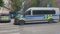 Policisté zasahovali proti ozbrojenému muži v Praze. Našli u něj několik zbraní