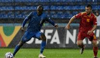 Kamara byl údajně opět rasisticky urážen. Nyní fotbalistou z Černé Hory