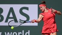 Českou bitvu v Indian Wells zvládla Muchová. Teď ji čeká Šwiateková