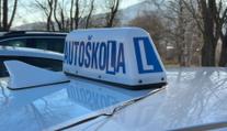 V Česku přibývá autoškol výhradně pro ženy. Zájem o ně je nebývale velký