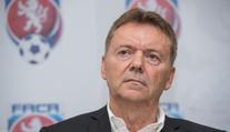 Berbr zaútočil na kolegu: Zlámal vůbec nepracuje!