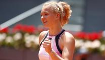 Siniaková navazuje na úspěch z US Open. Dařilo se i Fruhvirtové