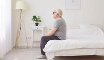 Skandál v pečovatelském domě. Senior byl několik dní mrtvý, našla ho rodina při návštěvě