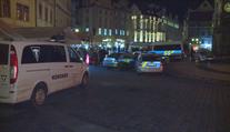 Smrt na Staromáku: Pád z Orloje natočila kamera. VIDEO