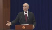 Německo zavádí protiruská opatření. Putin zapojení Moskvy do útoku odmítá