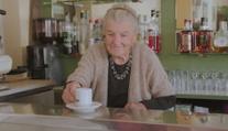 V italském městečku žije nejstarší baristka vůbec. Pracovat chce alespoň do 105 let