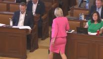V čelech kandidátek je stále málo žen. Vyrovnané zastoupení má pouze ANO