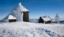 Extrémní počasí na Sněžce. Udeřil tam orkán, varuje horská služba