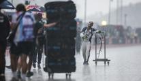Start zdržel déšť i chyba v softwaru. FIA vysvětlila nečekané zastavení vozů