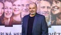 Herec Petr Rychlý skončil v nemocnici. Mám 15 stehů a nemůžu hrát, řekl