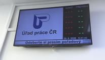 Vyplácení superdávky provází problémy. V listopadu ji dostanete, slibuje Juchelka