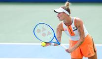 Tenisový úbor šel dolů. Vondroušová v plavkách na Rhodosu čeká na dopingový verdikt