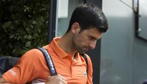 Djokovič šokuje: Za prohru může záhadná nemoc, covid-19 to ale není