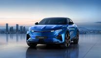 Nový fastback Alpine A390 je francouzské kladivo na Porsche Macan