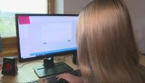 Dívka zameškala 652 hodin ve škole a otěhotněla. Matka jde na rok a půl do vězení