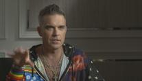 Exkluzivně: Robbie Williams odhalil, proč se vyfotil nahý a kdy vystoupí v Praze