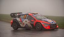 Neuville se na Středoevropské rally trápil, závod má staronového lídra