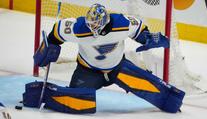 NHL se s ním nemazala. Brankář Binnington dostal za napadení flastr