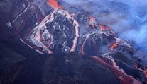 Francouzský ostrov vyhlásil pohotovost. Blíží se erupce sopky