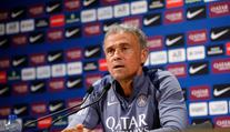 Špatné zprávy. Trenér PSG musel na akutní operaci