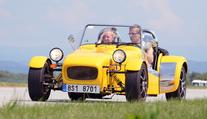 Tohle je nový český sporťák: Milionový roadster ze Smržovky