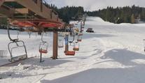Navzdory opatřením skiareály spustily vleky. Hrozí jim teď mastná pokuta