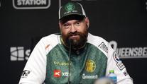 Usyk dostal vánoční dárek od sudích, stěžoval si Fury. Cítil výhru o tři kola
