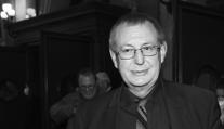 Leť jako orel. Rodina a přátelé se rozloučili s dabérem Jiřím Hromadou