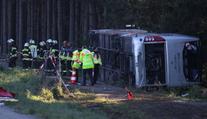 Na německé dálnici havaroval zájezdový autobus. Dva mrtví a mnoho zraněných